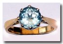Single stone round faceted Light blue Aquamarine 18k Gold Ring