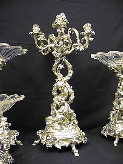 Table Garniture