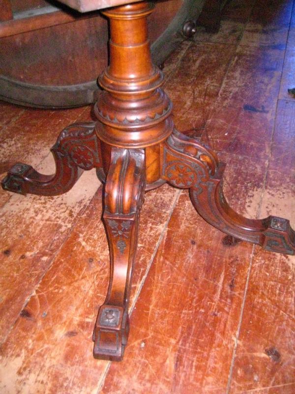 English Oval Breakfast Table