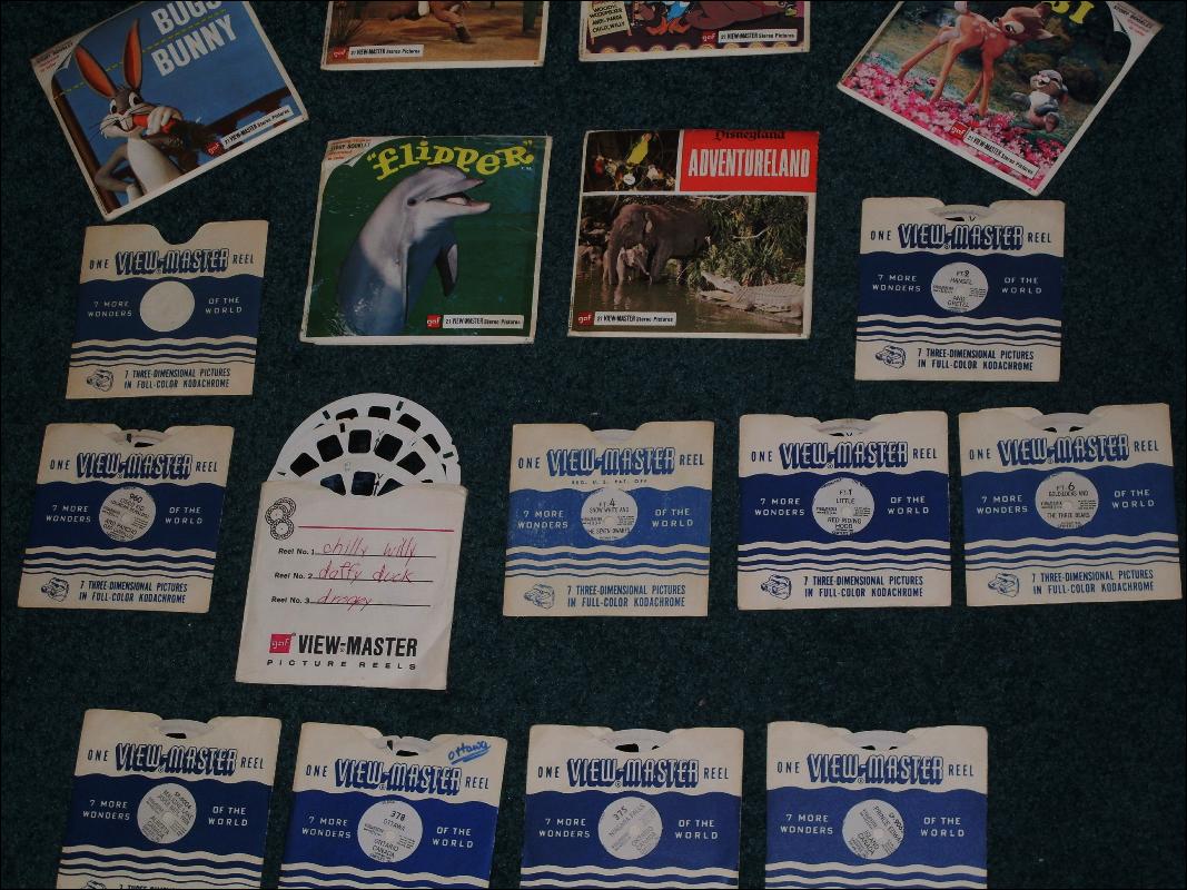Collector's Collection HUGE LOT of Vintage Viewmaster Round Disc Slides _Mighty Mouse Circa 1958 Terrytoons CBS Television + more