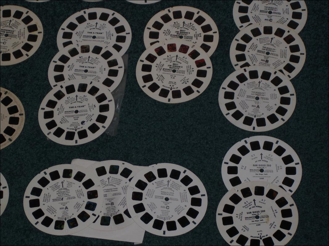 2 Viewmasters and Lot of Round Disc Viewmaster Reels _Slides Circa 1955-1985 includes 3 Reels A-TEAM; 2 Reels Meet Jim Henson's Muppets etc
