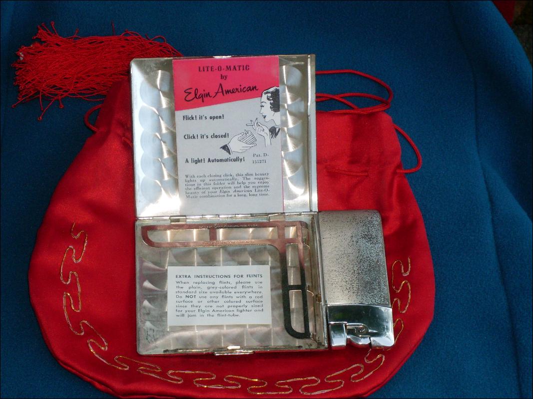 Elgin American Magic Action Lite - o- Matic CIGARETTE CASE with Lighter & ORIGINAL info Papers