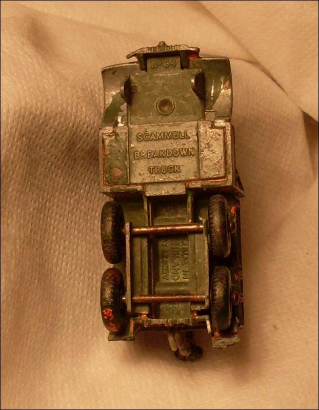 Vintage DINKY TOYS 621 3 Ton Army Wagon & Matchbox No.64 Scammell Breakdown Truck
