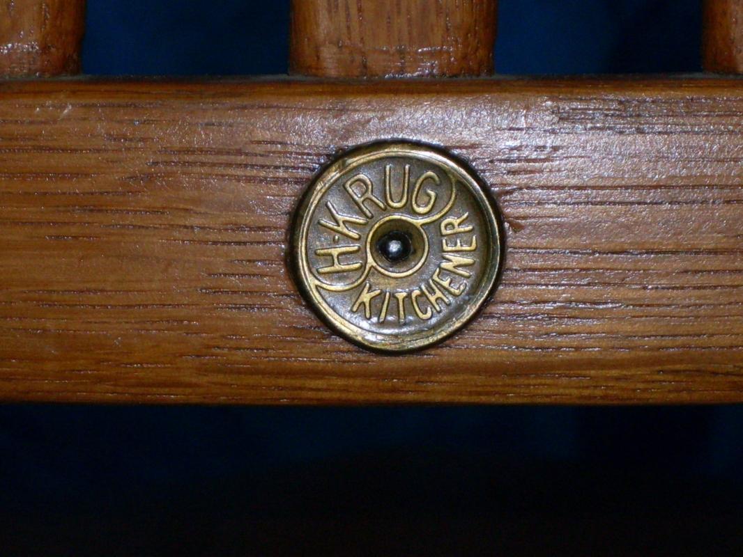 World Famous KRUG Furniture Co. 1/4 Cut or Tigers Eye SOLID OAK Swivel STENO MISSION Office Chair. Beautiful Original Condition