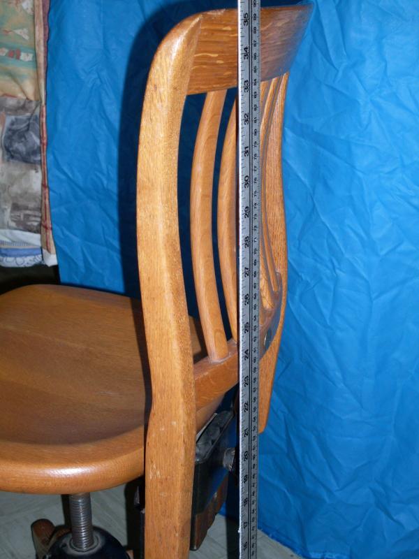 World Famous KRUG Furniture Co. 1/4 Cut or Tigers Eye SOLID OAK Swivel STENO MISSION Office Chair. Beautiful Original Condition