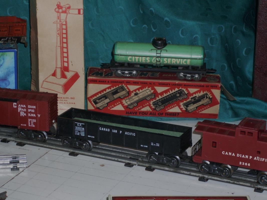 Louis Marx U.S.A. Toy Railroad Train Set Stamped CPR Canadian Pacific Railway Marx Electric Transformer with RED RESET Button LARGE LOT over 43pcs
