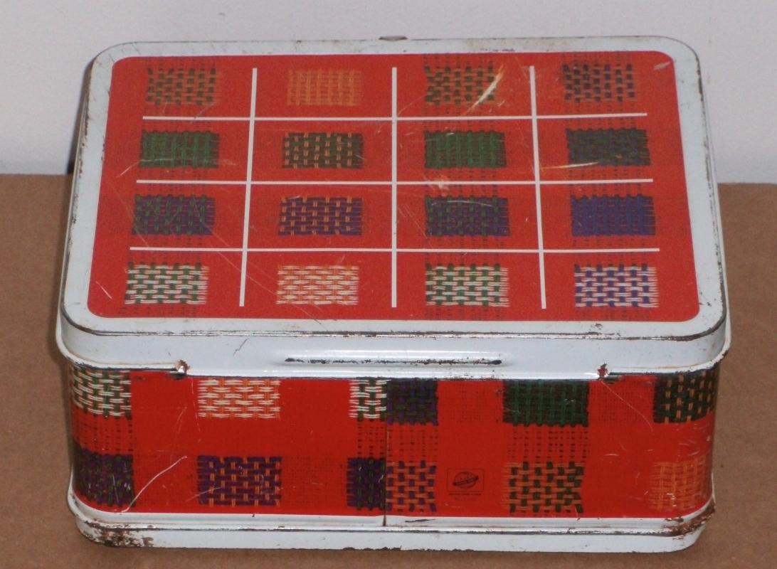 OHIO ART Plaid Woven Pattern Yellow Green Blue on RED Metal Lunch Box USA