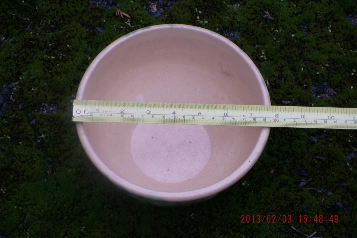 2pcs ELITE # 8 early ALBERTA POTTERIES + early MEDALTA POTTERY MIXING BOWLS