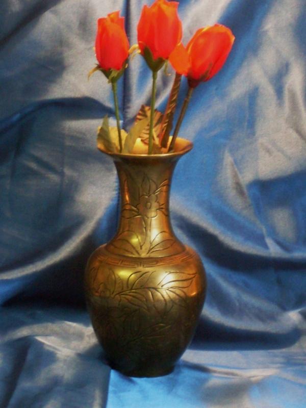 1900 Chinese SOLID Brass / Bronze VASE _ 8 Inch High_ HEAVY CAST Brass / Bronze