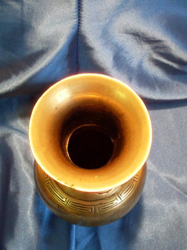 1900 Chinese SOLID Brass / Bronze VASE _ 8 Inch High_ HEAVY CAST Brass / Bronze