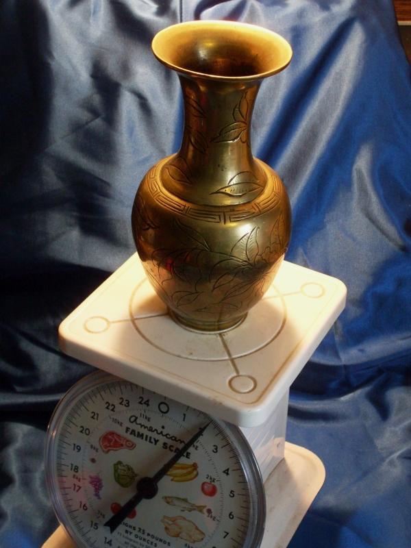 1900 Chinese SOLID Brass / Bronze VASE _ 8 Inch High_ HEAVY CAST Brass / Bronze