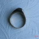 10K GOLD Ring LETTER H ( screw holding letter ) on Black Alaskan Diamond _Quality old Ring Nice Condition