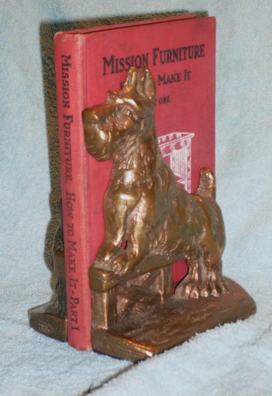 Arts n Crafts SCOTTY DOG SOLID BRONZE BOOKENDS ...Scotty Dog resting on Fence NO DAMAGE