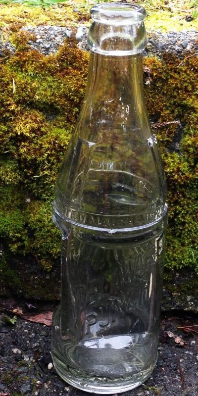 c 1924 DELAWARE PUNCH clear glass POP Bottle _ Embossed_ 6 Fld. Ozs_ SEATTLE,WASH_USA