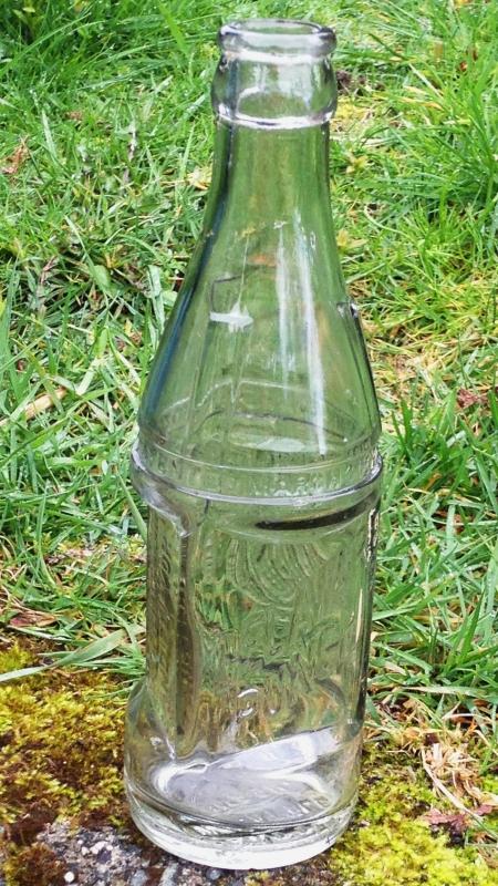 c 1924 DELAWARE PUNCH clear glass POP Bottle _ Embossed_ 6 Fld. Ozs_ SEATTLE,WASH_USA