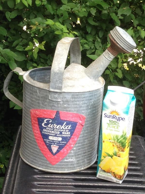 ITS THE PAPER ADVERTISING LABEL that is INTACT...Galvanized Water Can Collectible_ NO DAMAGE to Watering Can