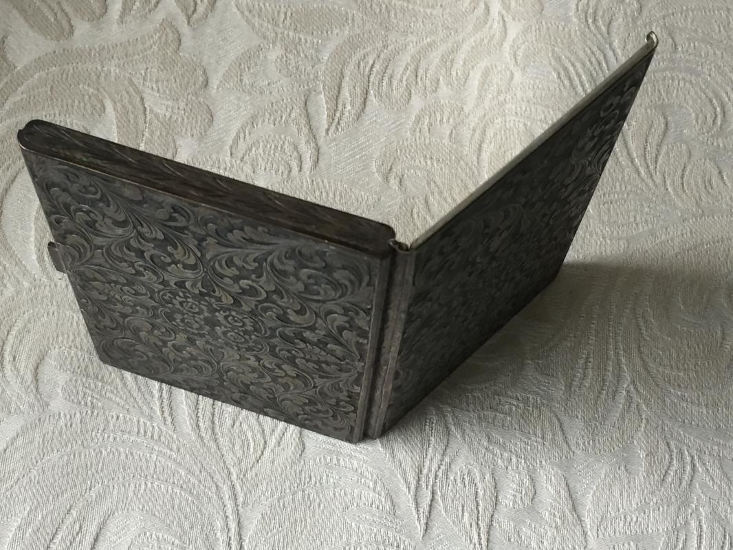 HEAVY SILVER 163g _ Beautiful incised scribed Ornate CIGARETTE CASE. Circa 1930s _ Italian Silversmith_800 Mark_ Makers Mark_ NO DAMAGE