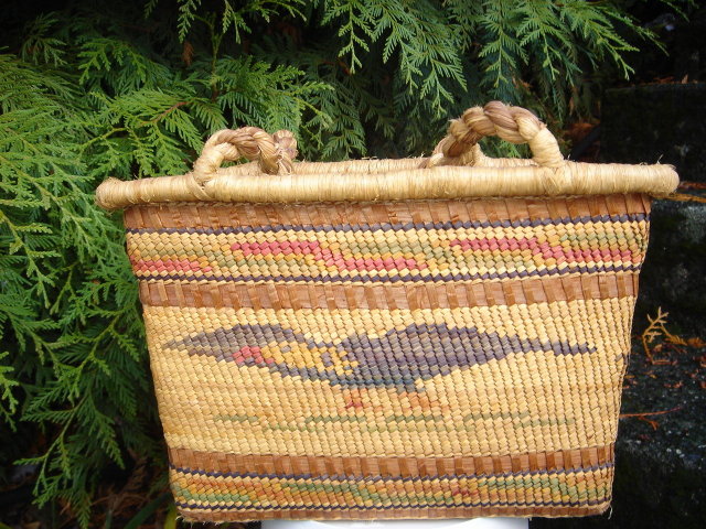 Northwest Coast Nuu-Chah-Nulth LARGE ~ 14 Inches High~ Handmade GENUINE Cedarbark HAND Woven BASKET with LARGE THICK CEDARBARK ROPE HANDLES . Master Basket Weaver. Museum Quality One-of-a-Kind Vintage_NO SALES TAXES to USA + NO SALES TAXES to CDN