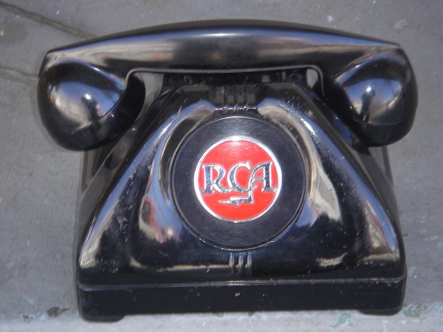Cica 1938 RCA DIRECT-LINE TELEPHONE_ Advertising Logo VERY RARE model _ Non-Dial PHONE ~~ HEAVY 6 1/2 LBS Steel Body + Bakelite Receiver