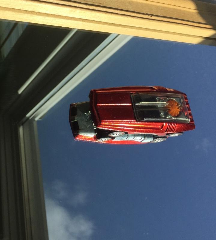 TOYS : Rare Find ! REDLINE red line Hot Wheels CANADA ONLY Whip Creamer UnAltered Original FLYING COLOURS RED + Torero tough colour to find Coppertone _Red Line Nice + Hotwheels LOLA GT70 Blue according to owner made in Mexico
