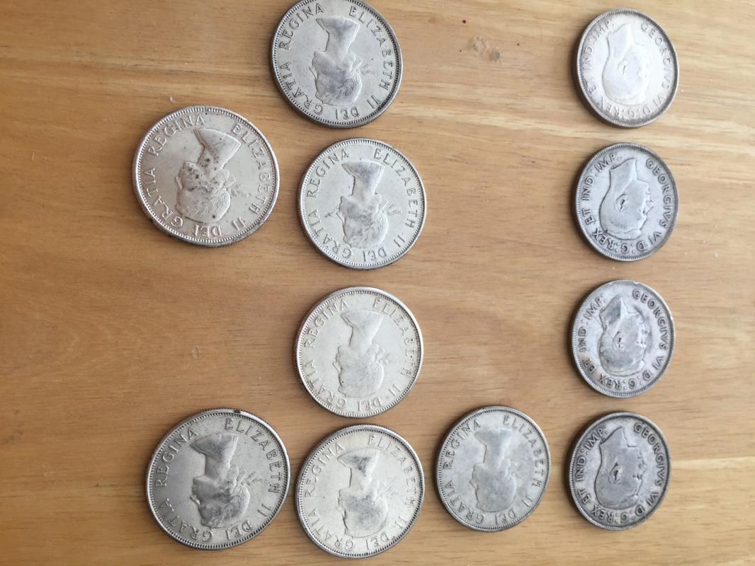 80% SOLID SILVER _ Lot of 23 CANADA half dollars _50 Cent pieces_ Condition FINE to Extra Fine_ YEARS 1942- 1966_ mixed_ First Time on Market