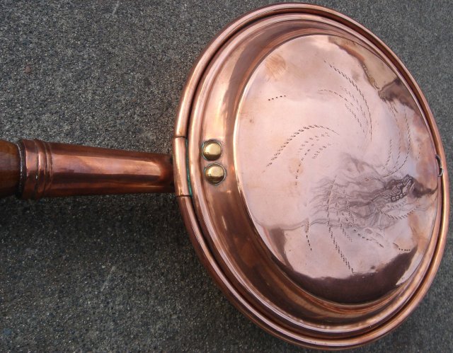 English Antique Circa 1860's SOLID Copper Bedwarmer Beautiful Solid Copper with Scroll Design. HEAVY GAUGE SOLID COPPER. Solid Hardwood Handle Excellent Condition.