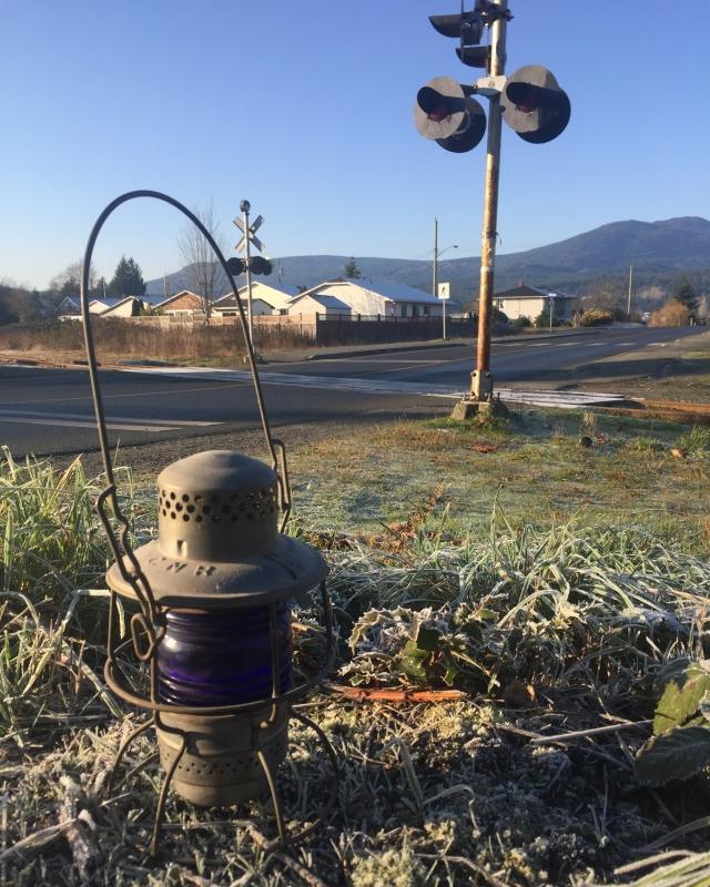 Original RAILWAY LANTERN RARE FIND with COBALT BLUE LENS, NO DAMAGE. Stamped C.N.R.