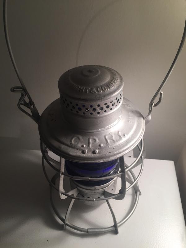 CPRy Canadian Pacific Railway c1908 RAILROAD LANTERN _ Rare COBALT BLUE Ribbed Glass_ E.T. WRIGHT maker_ USA burner + USA glass