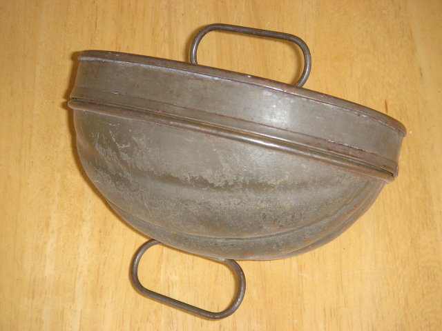 Early Tinware Jelly MOLD in Beautiful