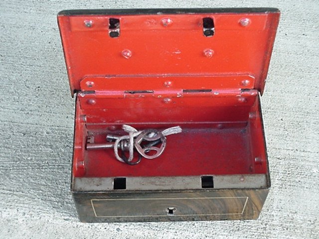Nautical ANTIQUE Ship's Strong Box WITH KEY ~ from the Era of the Titanic. Fantastic HEAVY GAUGE SOLID STEEL Construction in this Little Strong Box with Original Key. RARE FIND for Collector.