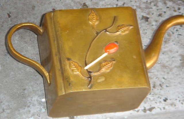 Metalware SOLID BRASS Little Tea Pot. Short and Stout. Just tip me over and Pour me out ! Early 1900 CHINA