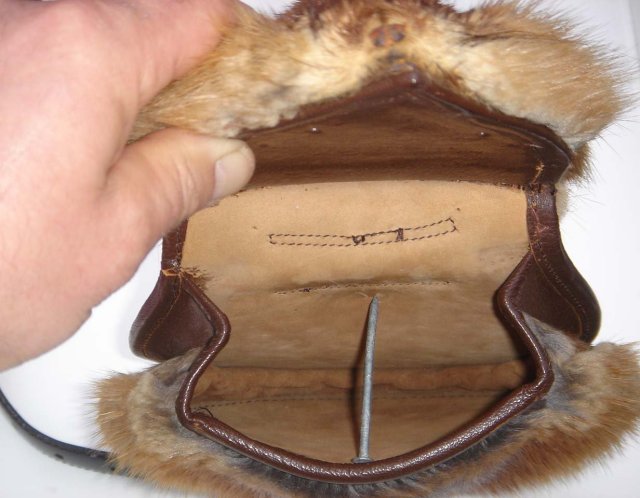 SPORRAN,FULL MASK Muskrat ~ from MacGregor ESTATE ~ ULTIMATE in Evening Wear ~Leather Strap with Chain Also FULL GUSSET that is spacious _ Excellent Condition