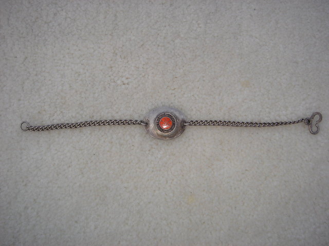 Sports Memorabilia STERLING SILVER BRACELET Circa 1941 GIRLS VOLLEYBALL in Excellent Condition