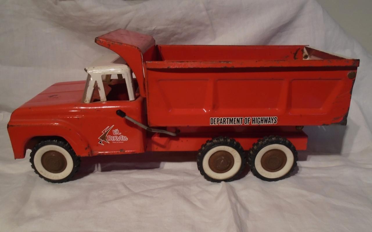 Budd L Lil Beaver Pressed Steel Dump Truck LOW LOW LOW PRICE