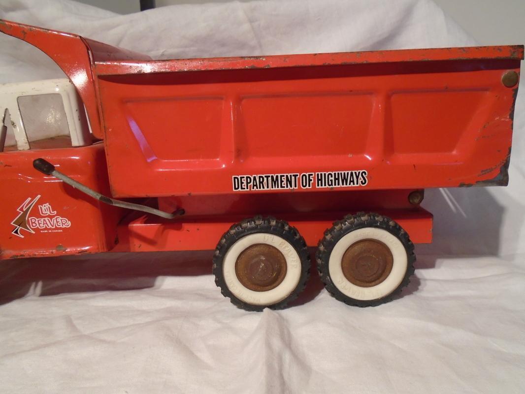 Budd L Lil Beaver Pressed Steel Dump Truck LOW LOW LOW PRICE