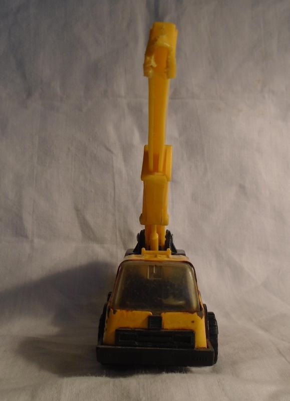 1970s Pressed Steel TONKA CRANE Metal mini Truck _adjustable plastic crane arm