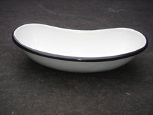 Collectible Small BLACK + WHITE KIDNEY Shape BOWL ~