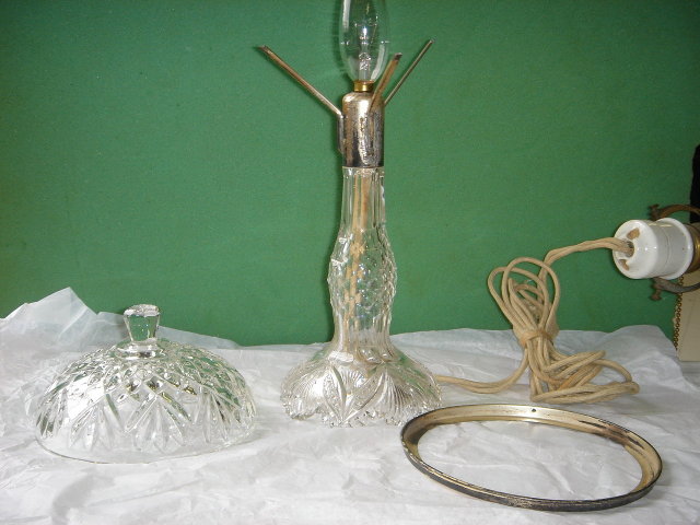 Crystal Lamp American Brilliant CIRCA 1900 The Hand Cut Crystal Base in EXCELLENT Condition RARE FIND!!!