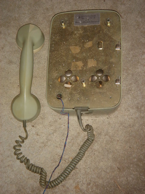MID- CENTURY _Kitchen Telephone Vintage ~ Green and White TELEPHONE Wall Mounting Style ~ made in Germany