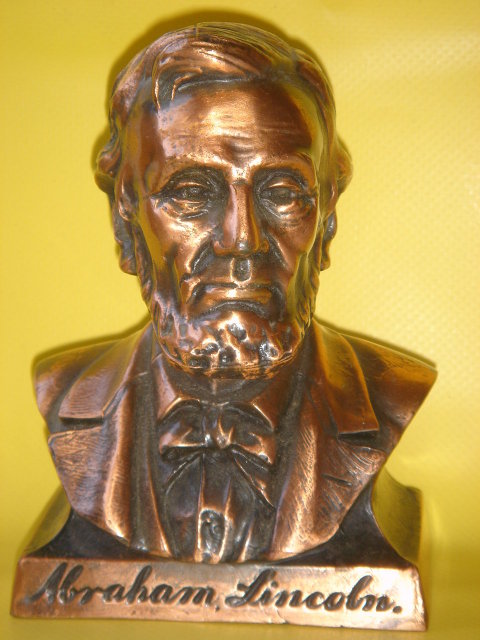 Collectible COIN BANK ~ Abraham Lincoln Coin Bank ~ Metal ~ Copper / Bronzed Finish~ Lincoln First Federal Savings & Loan Assn Spokane -Ephrata- Seattle