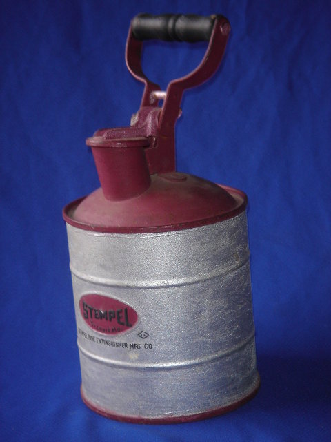 RARE FIND !!! Converted fire extingisher Made for HARLEY-DAVIDSON Motorbikes during WW11 STEMPEL St. Louis Mo U.S.A. Galvanized Steel / Oil / Gas Can ~NO SALES TAXES to USA + NO SALES TAXES to CANADA SAVING $$$ RIGHT AWAY