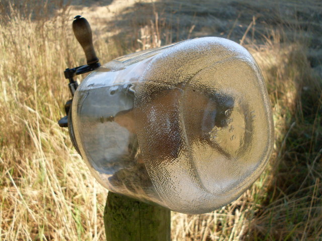 Kitchen Items Antique Hand-Crank BUTTER CHURN with Diamond Pattern inset in Original Glass. PRICE CHURN possible a division of Dazey Butter Churns. In Excellent Condition