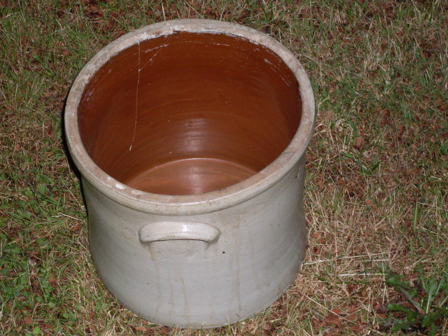 Pottery _ Primitive ANTIQUE_ Early Medalta Pottery Stoneware Crock _Old Canada Country Antique_ Size 10.5