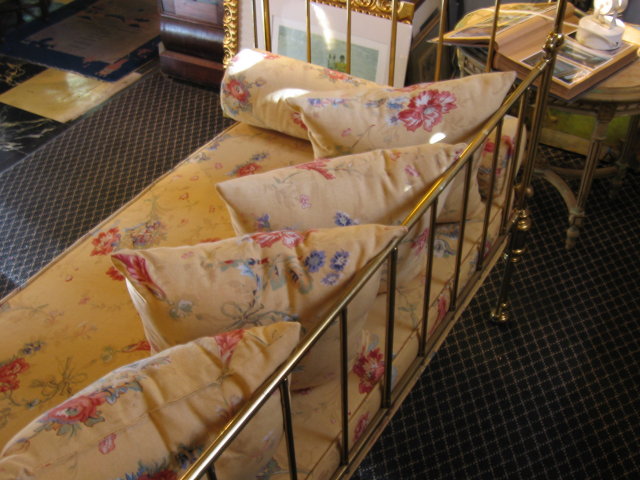 1900 American Brass Daybed and Crib Conversion