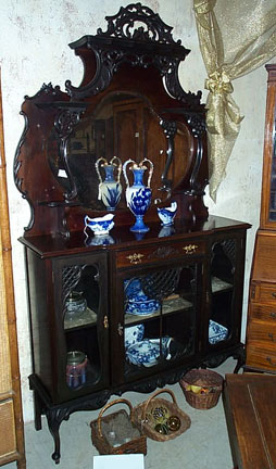Victorian Mahogany Etagere