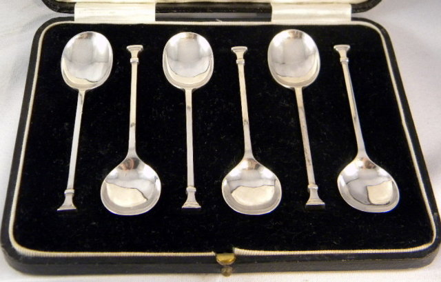Boxed Set 6 Art Deco Sterling Silver Coffee Spoons