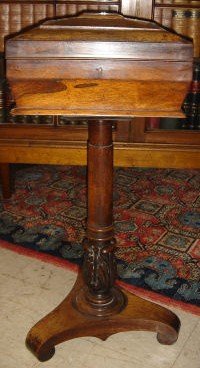 English Early Victorian Rosewood Tea Poise On Carved Pedestal Base