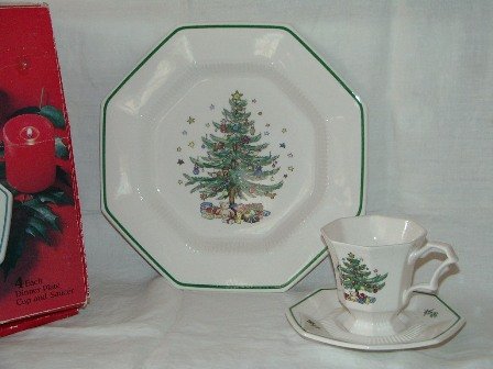 Nikko Christmastime Japan 12 Pieces in Box