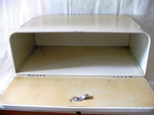 Vintage Bread Box by Ecko