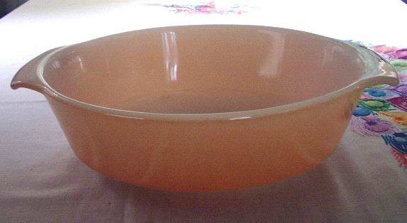 Anchor Hocking Fire King Peach Luster 1.5 Quart #422